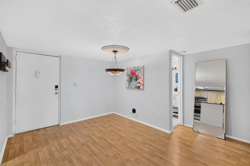 3004 NE 5TH TERRACE #216-C Wilton Manors, FL 33334