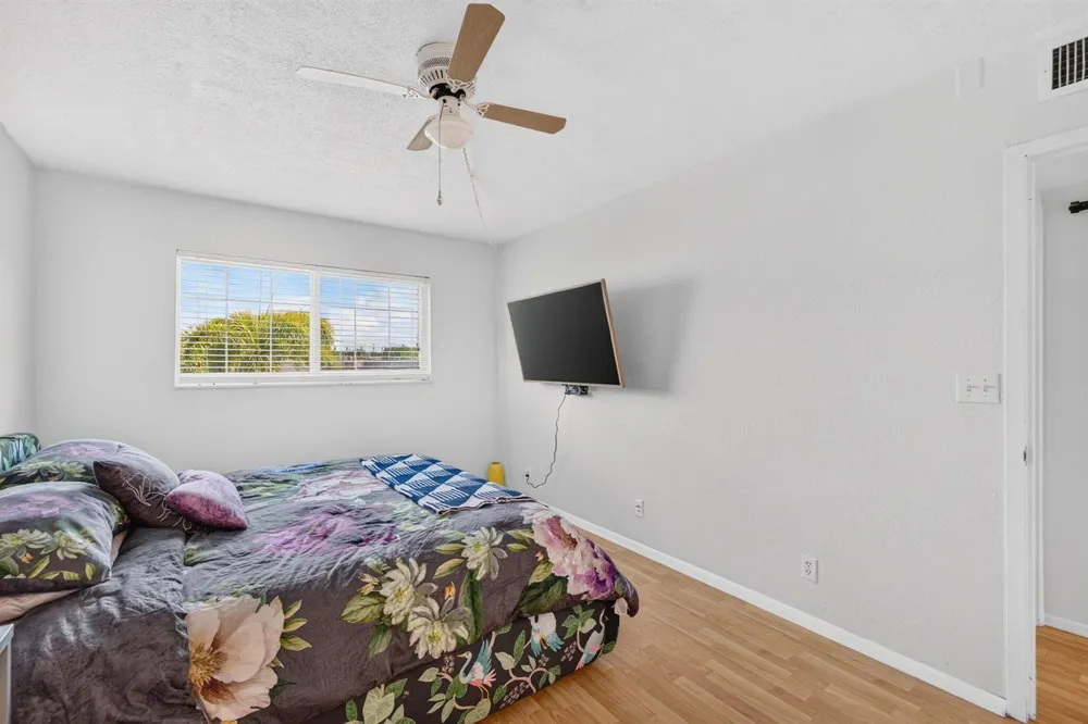 3004 NE 5TH TERRACE #216-C Wilton Manors, FL 33334