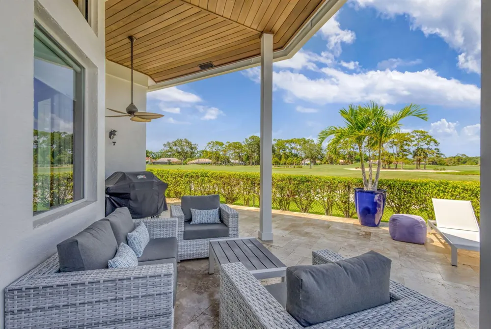 11 MARLWOOD LANE Palm Beach Gardens, FL 33418