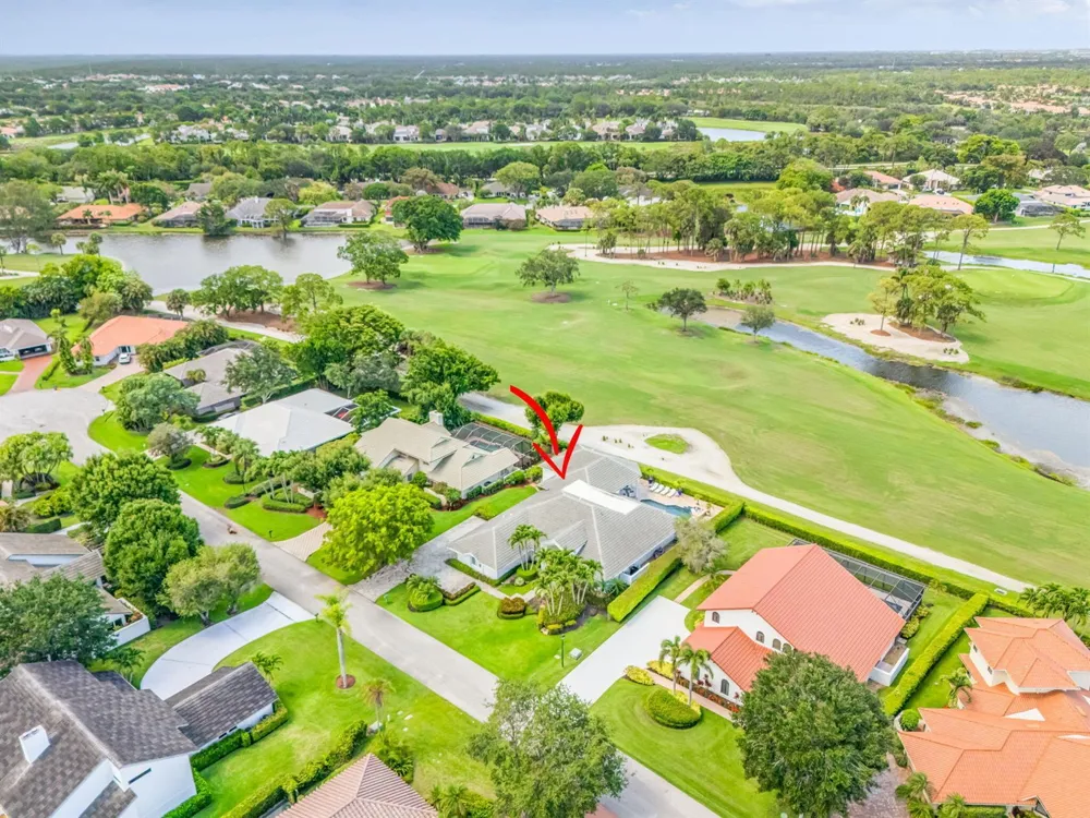 11 MARLWOOD LANE Palm Beach Gardens, FL 33418