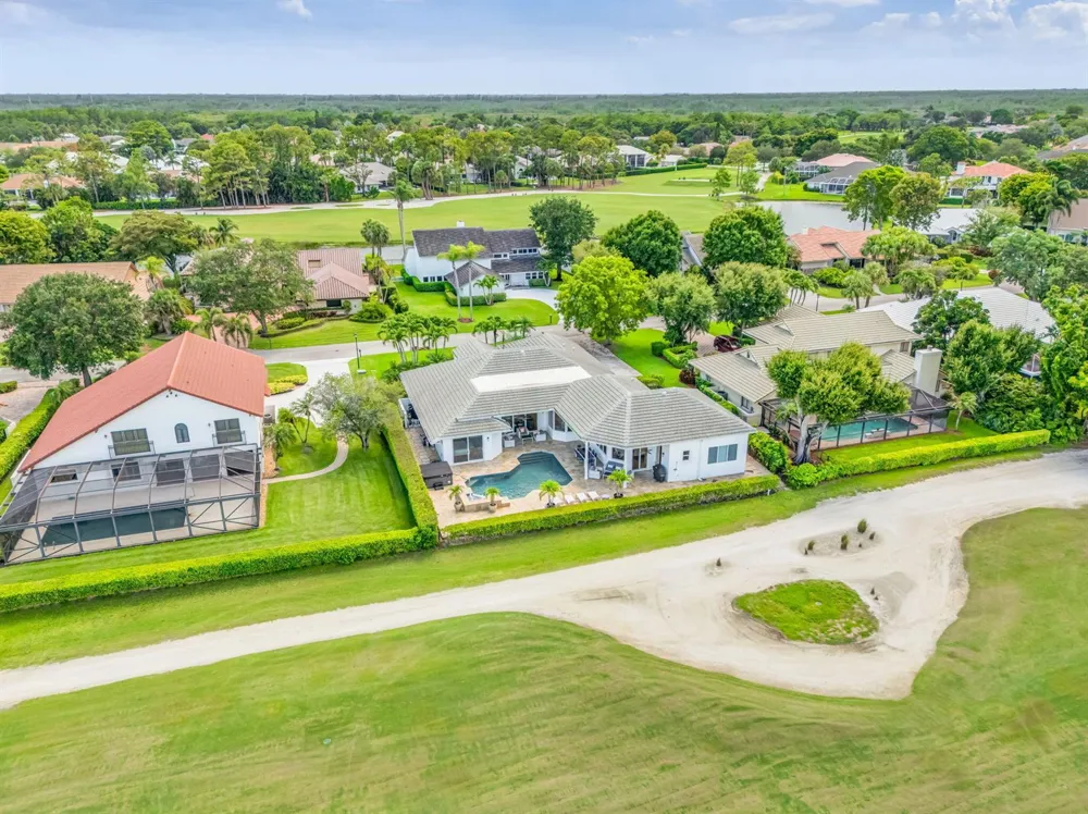 11 MARLWOOD LANE Palm Beach Gardens, FL 33418