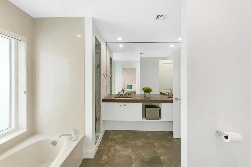 904 HYACINTH DRIVE Delray Beach, FL 33483