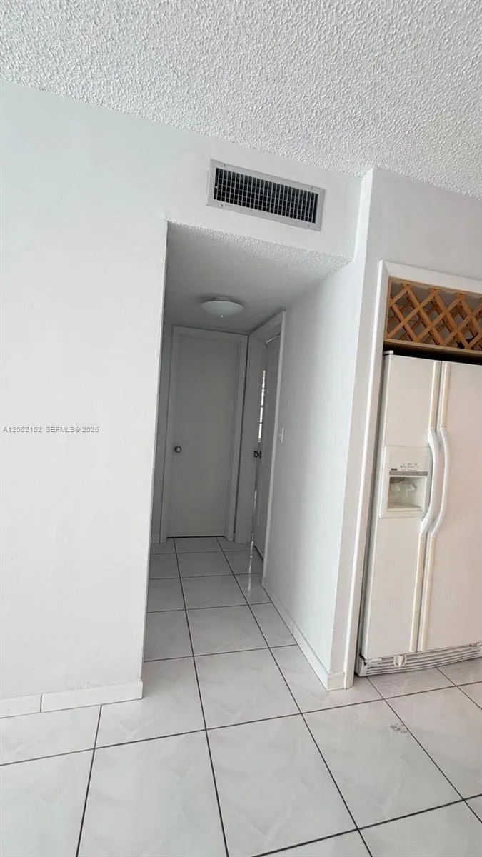 120 Royal Palm Rd #111 Hialeah Gardens, FL 33016
