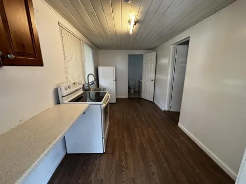 301 FLEMING AVENUE