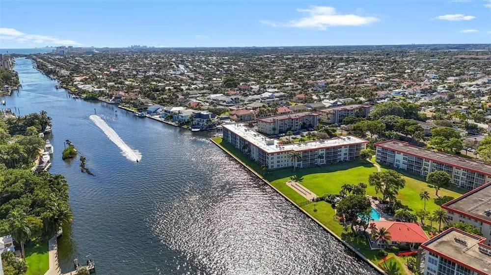 3100 NE 48th Court #413 Lighthouse Point, FL 33064