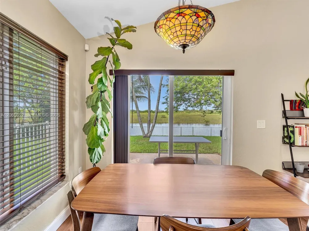 1208 NW 144th Ter Pembroke Pines, FL 33028