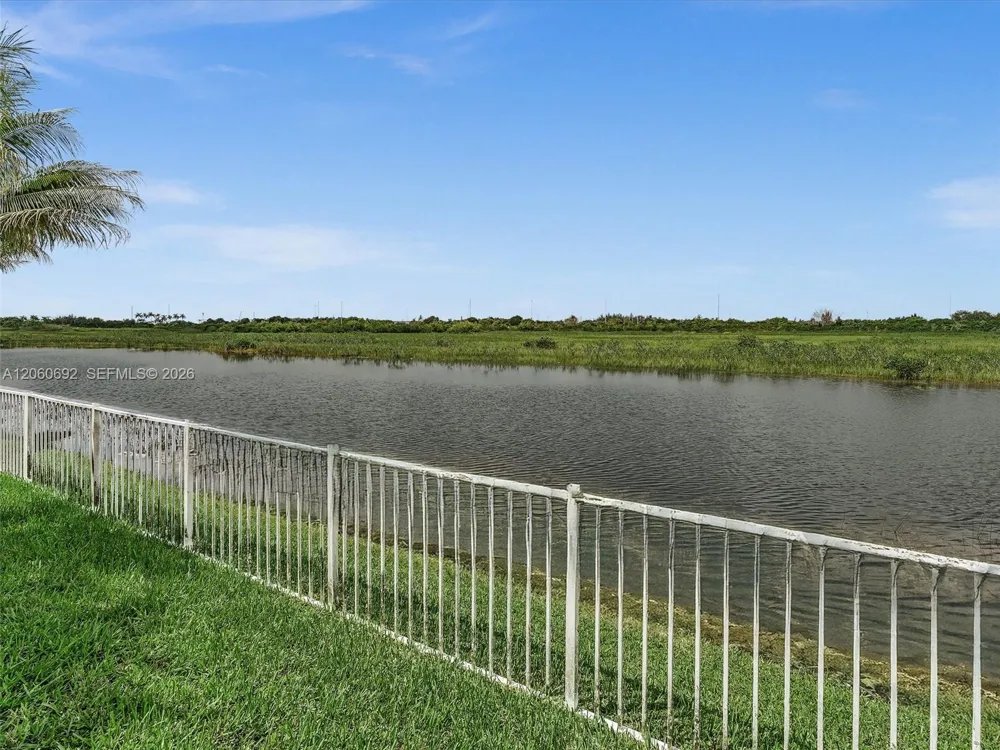 1208 NW 144th Ter Pembroke Pines, FL 33028