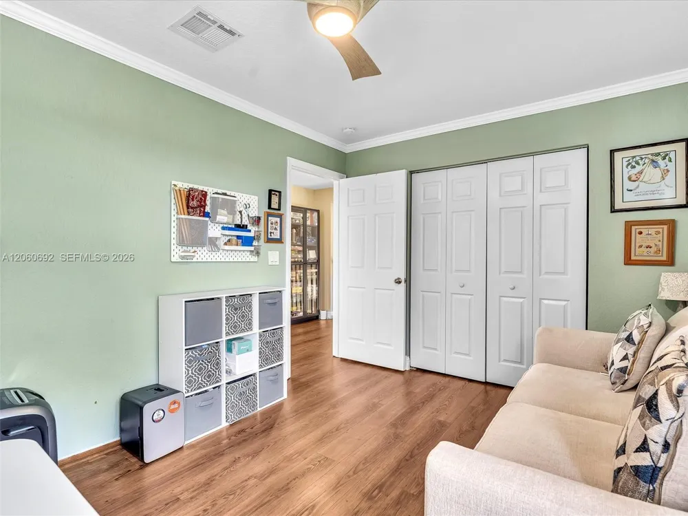 1208 NW 144th Ter Pembroke Pines, FL 33028