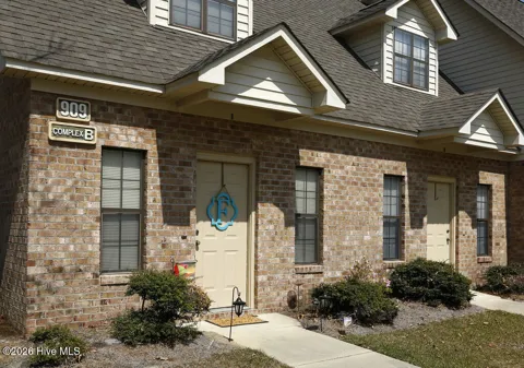 905 Allen Road #D2