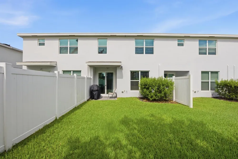 4341 POND LILY LANE Lake Worth, FL 33467