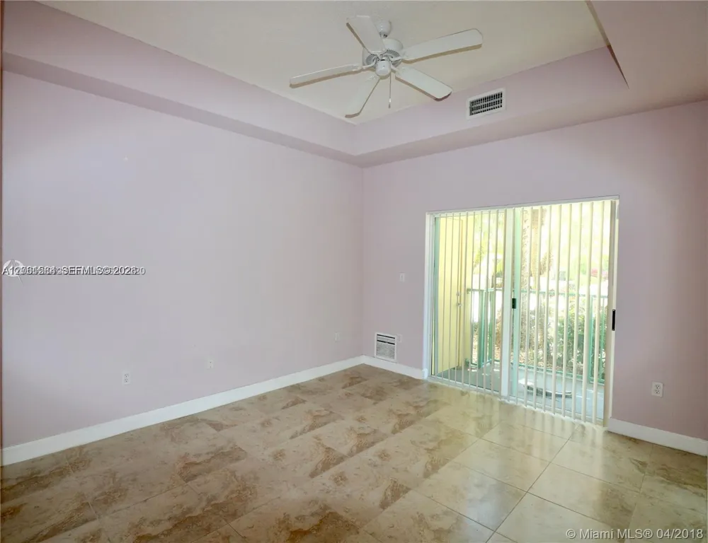 6001 SW 70th St #117 South Miami, FL 33143