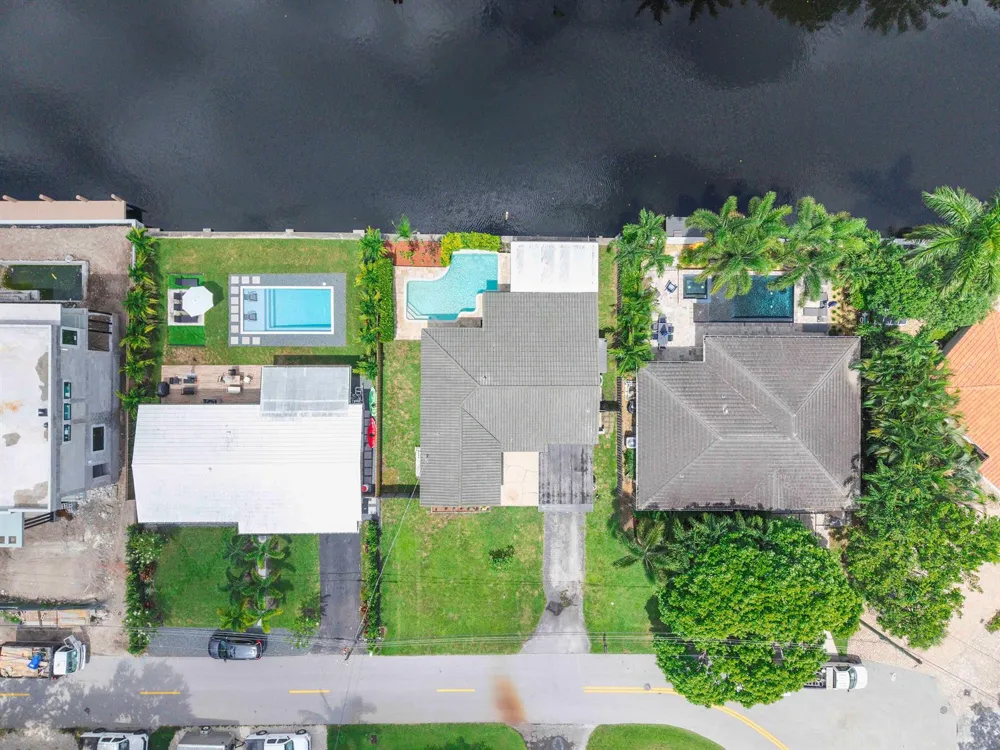 2933 NE 1st Avenue Wilton Manors, FL 33334
