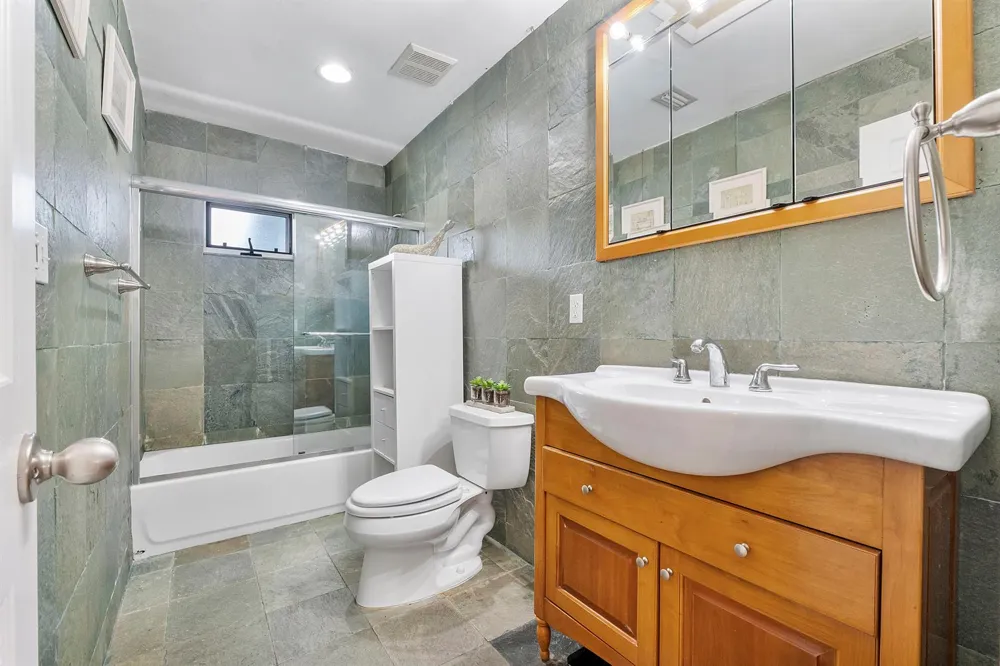 2933 NE 1st Avenue Wilton Manors, FL 33334