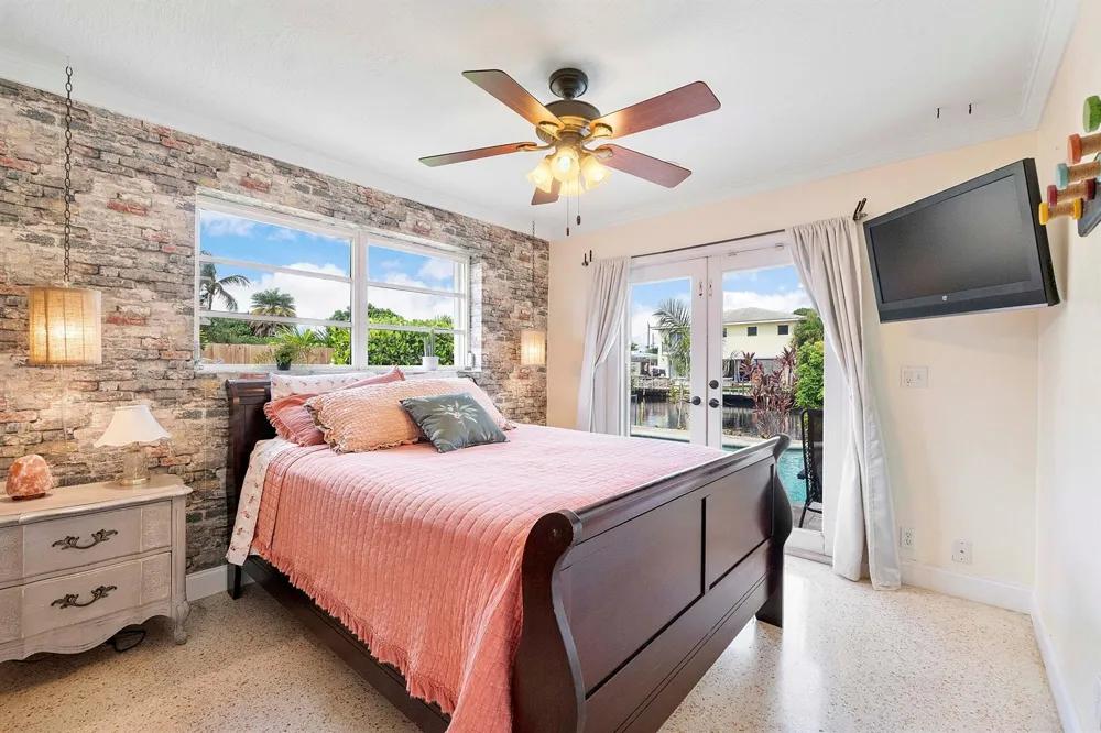 2933 NE 1st Avenue Wilton Manors, FL 33334