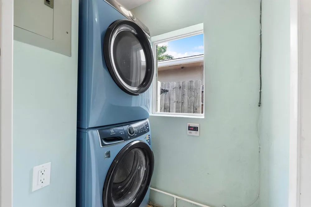 2933 NE 1st Avenue Wilton Manors, FL 33334