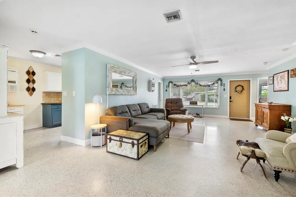 2933 NE 1st Avenue Wilton Manors, FL 33334