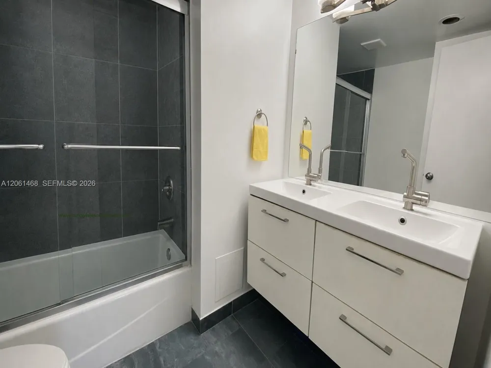 3703 NE 166th St #704 North Miami Beach, FL 33160