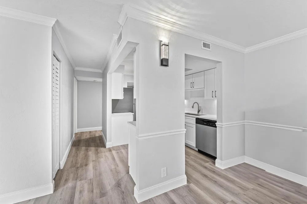 1866 Fairview Villas Drive #3 Palm Springs, FL 33406