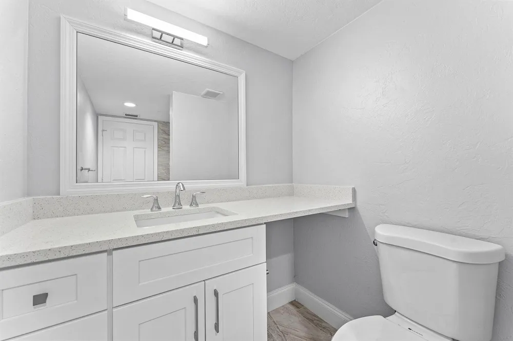 1866 Fairview Villas Drive #3 Palm Springs, FL 33406