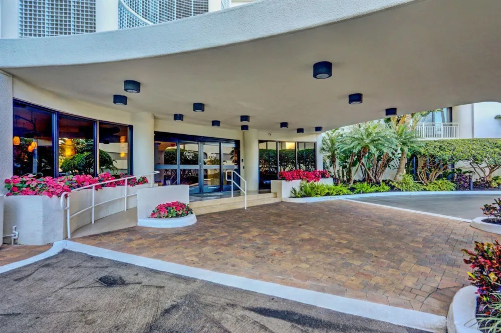 3000 Ocean Drive #19-B Singer Island, FL 33404