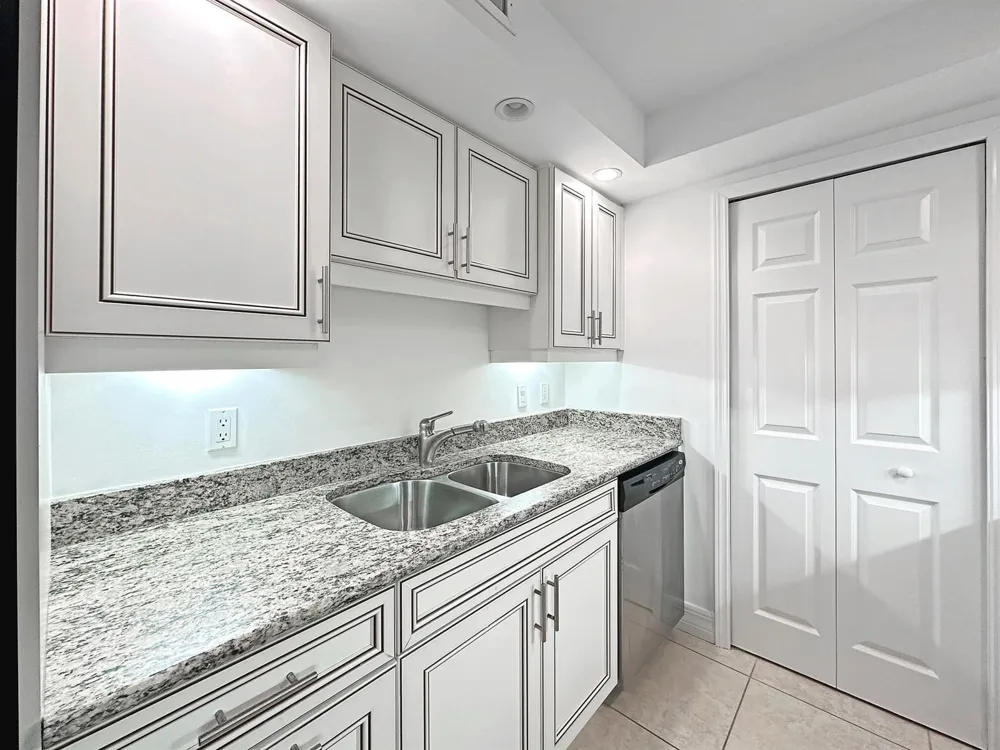 3000 Ocean Drive #19-B Singer Island, FL 33404