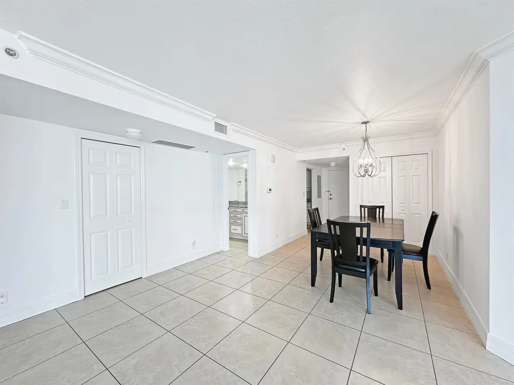 3000 Ocean Drive #19-B Singer Island, FL 33404