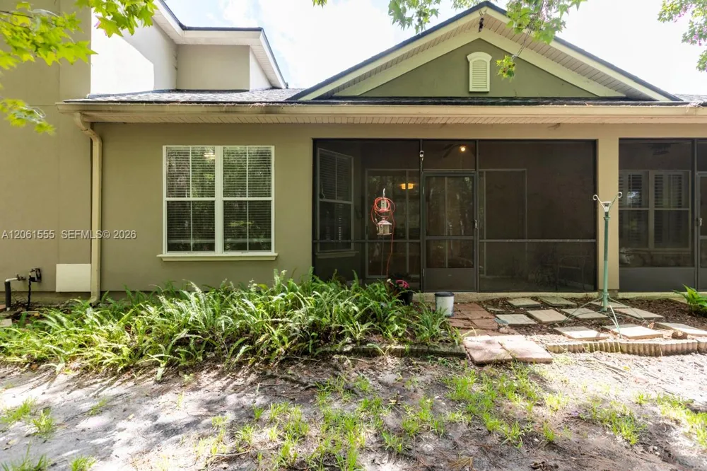 2010 Cooper Creek Dr #B Other City - In The State Of Florida, FL 32003