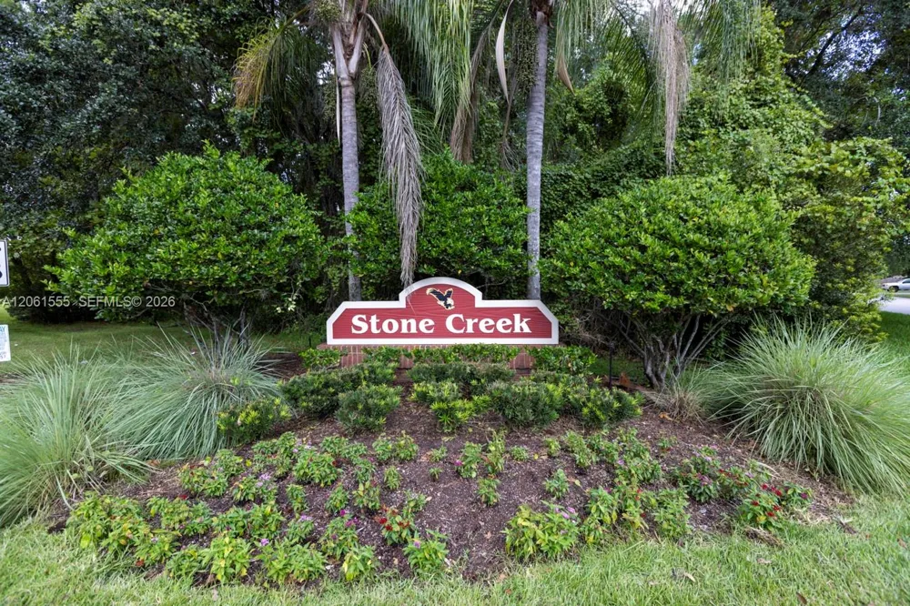 2010 Cooper Creek Dr #B Other City - In The State Of Florida, FL 32003