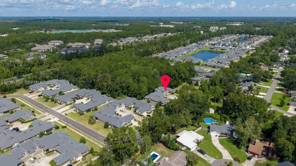 2010 Cooper Creek Dr #B Other City - In The State Of Florida, FL 32003