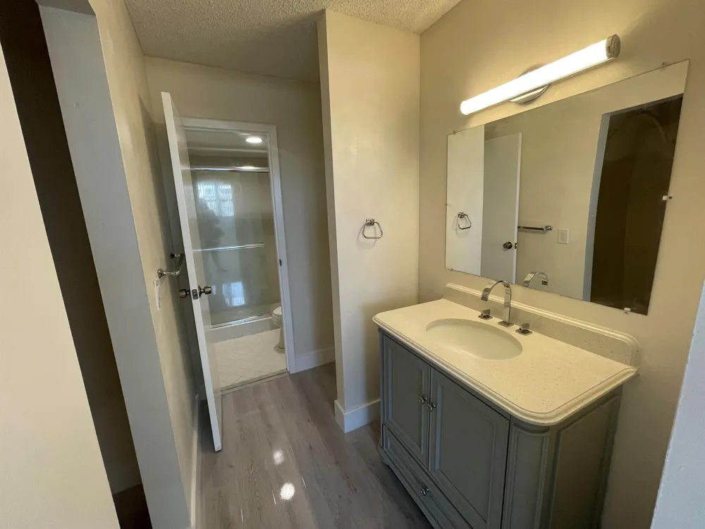 336 Golfview Road #309 North Palm Beach, FL 33408