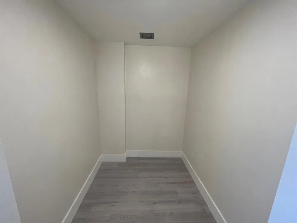 336 Golfview Road #309 North Palm Beach, FL 33408