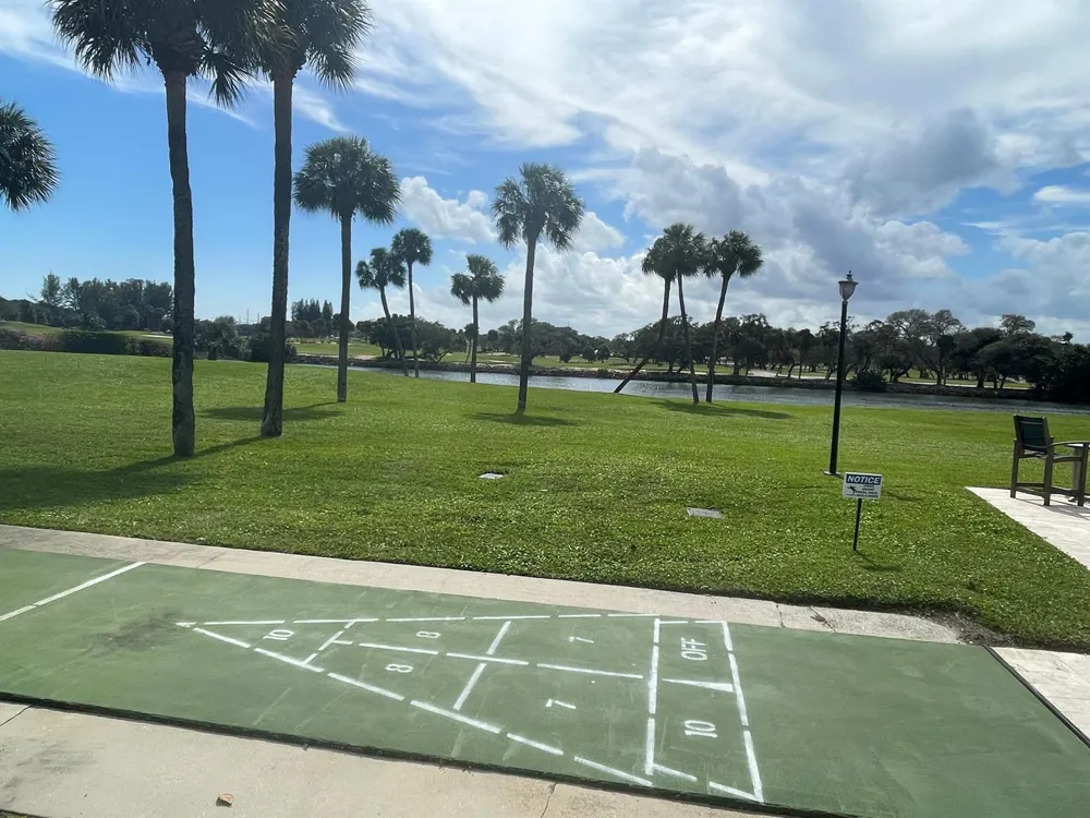 336 Golfview Road #309 North Palm Beach, FL 33408