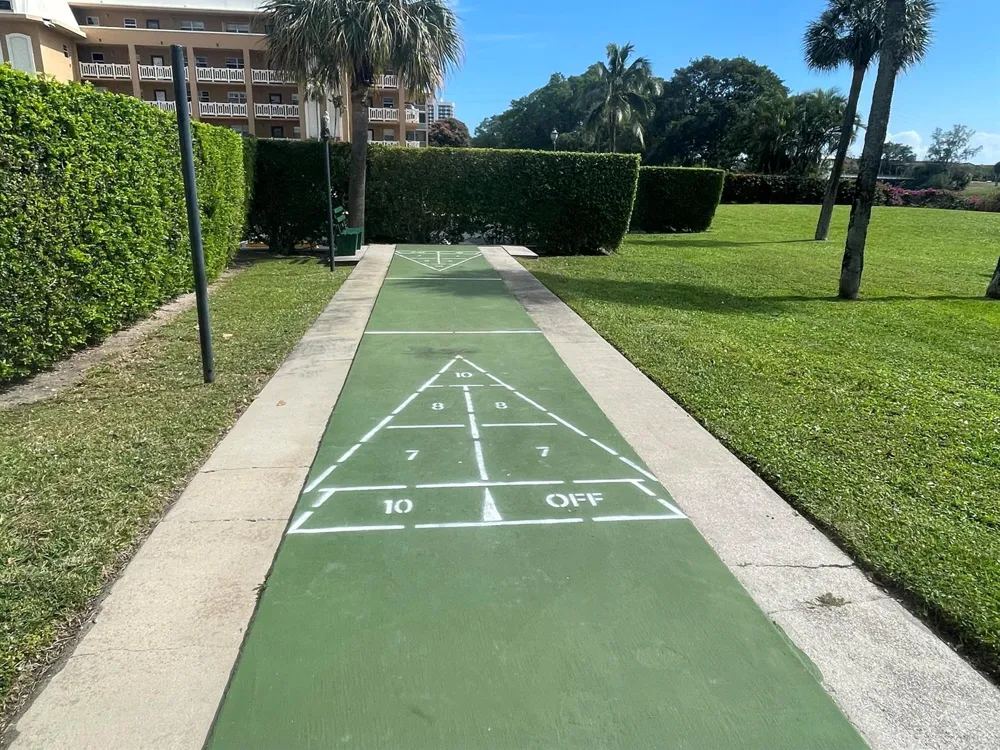 336 Golfview Road #309 North Palm Beach, FL 33408