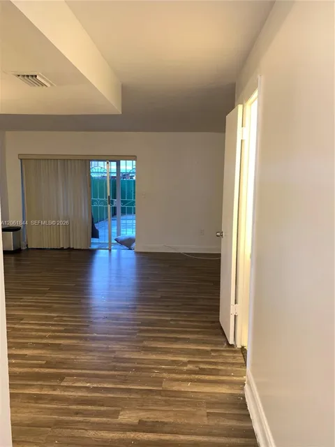 5453 NW 169th Ter