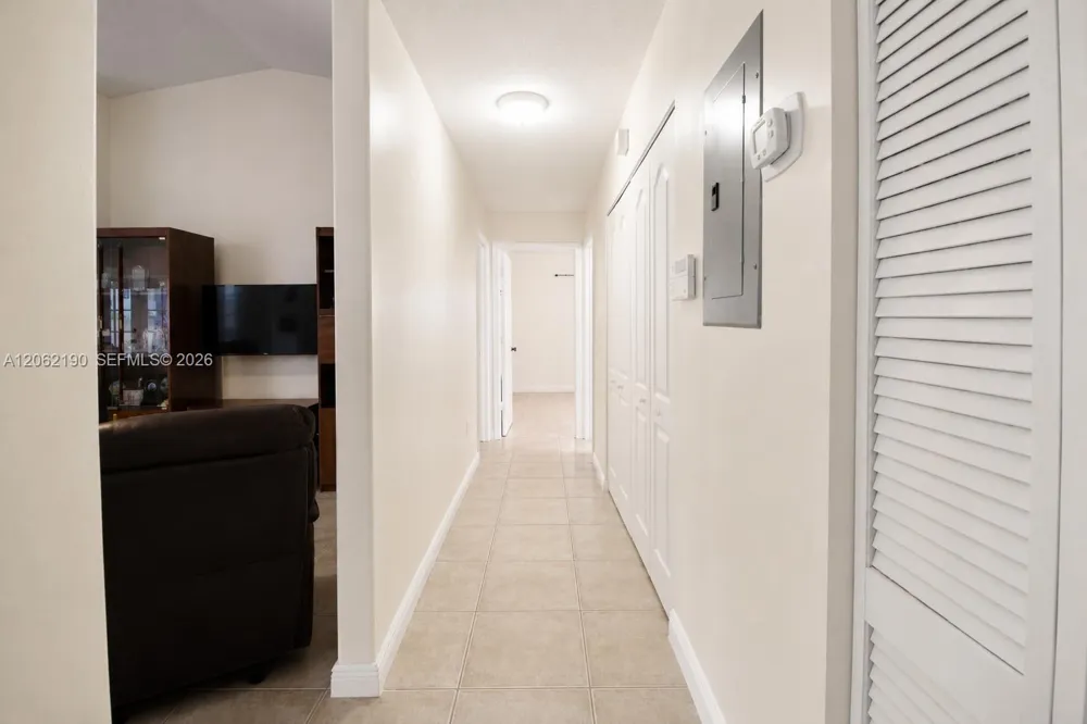 7251 SW 113th Ct Cir Miami, FL 33173