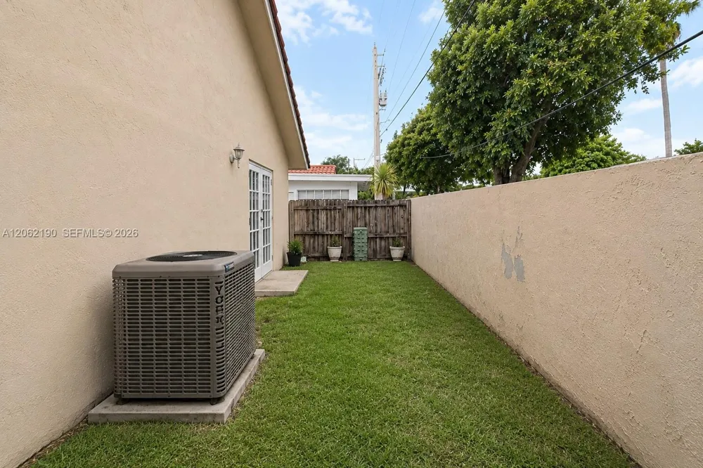 7251 SW 113th Ct Cir Miami, FL 33173