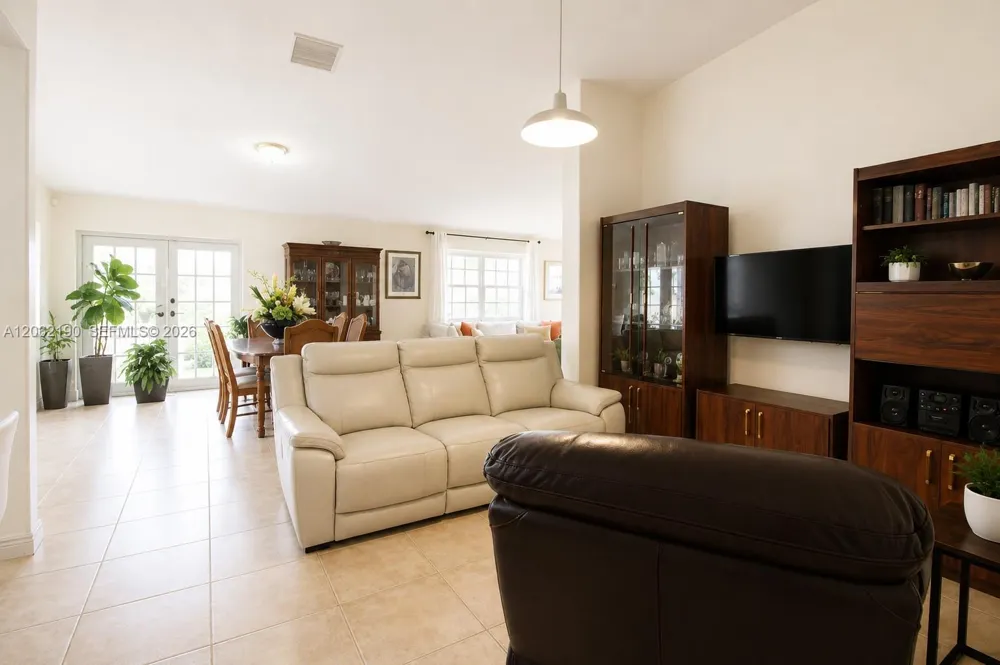 7251 SW 113th Ct Cir Miami, FL 33173