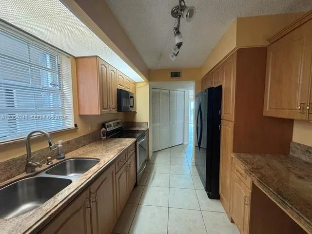 2619 SE 21st Ct #104-B Homestead, FL 33035