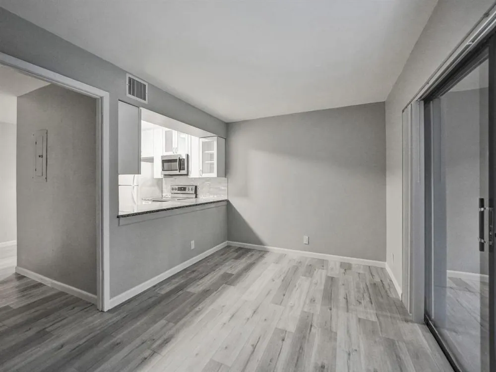 9845 RIVERSIDE DRIVE #8-28 Coral Springs, FL 33071