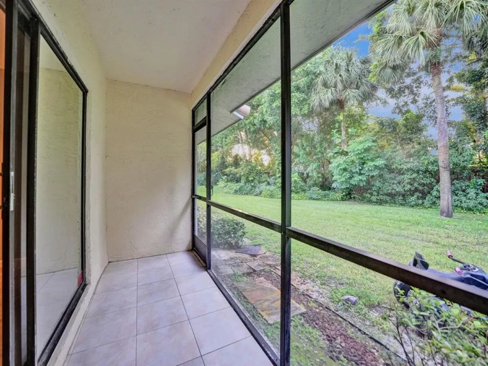 9845 RIVERSIDE DRIVE #8-28 Coral Springs, FL 33071