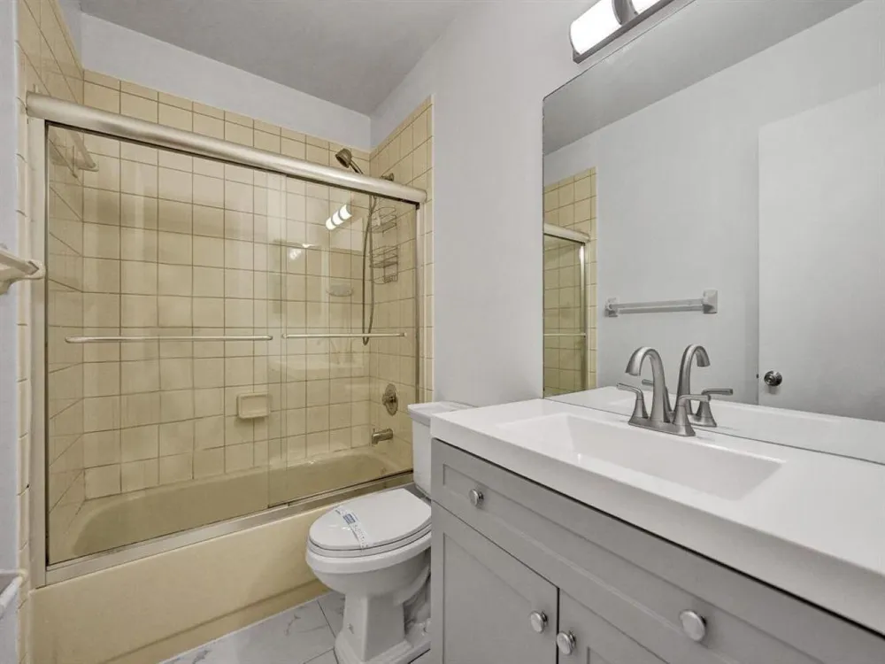 9845 RIVERSIDE DRIVE #8-28 Coral Springs, FL 33071