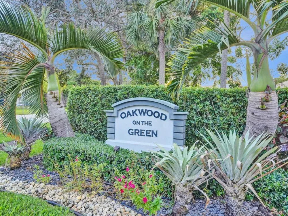 9845 RIVERSIDE DRIVE #8-28 Coral Springs, FL 33071