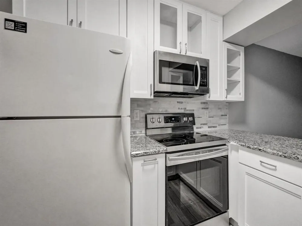9845 RIVERSIDE DRIVE #8-28 Coral Springs, FL 33071