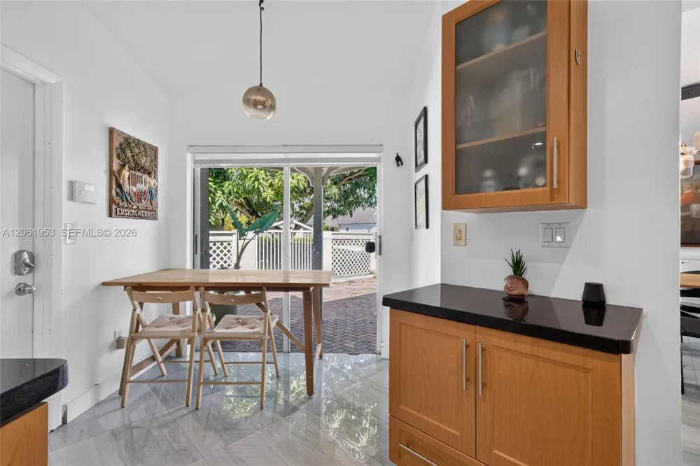 4749 NW 98th Pl Doral, FL 33178