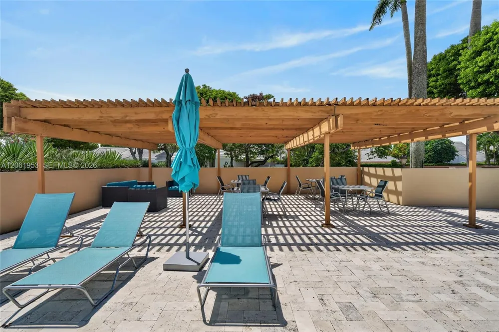 4749 NW 98th Pl Doral, FL 33178