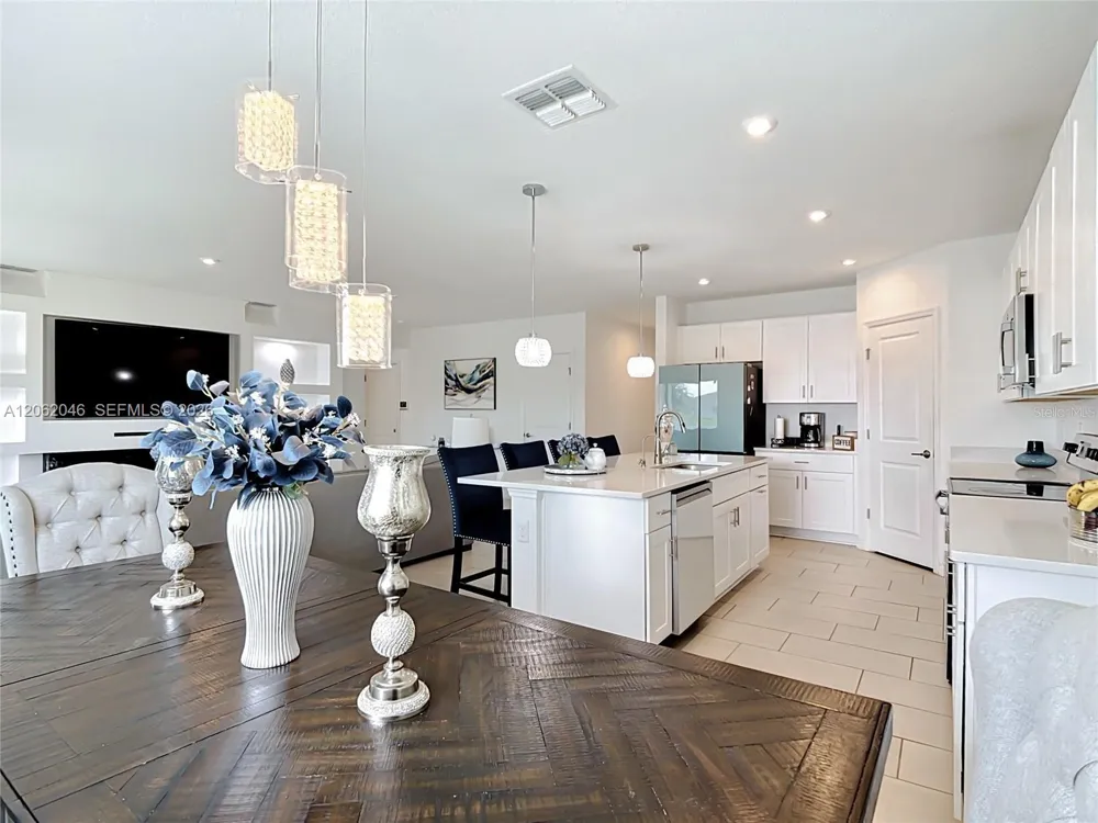 246 ZIRCON ROAD Kissimmee, FL 34758