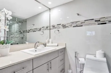 3901 S Ocean Dr #7C Hollywood, FL 33019