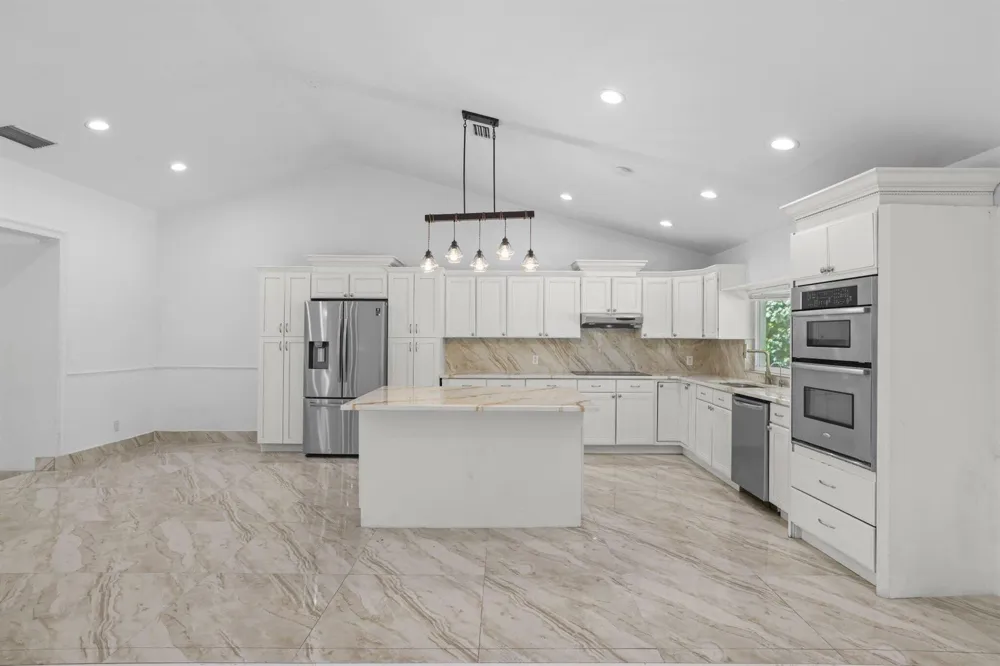 6344 NW 74th Terrace Parkland, FL 33067
