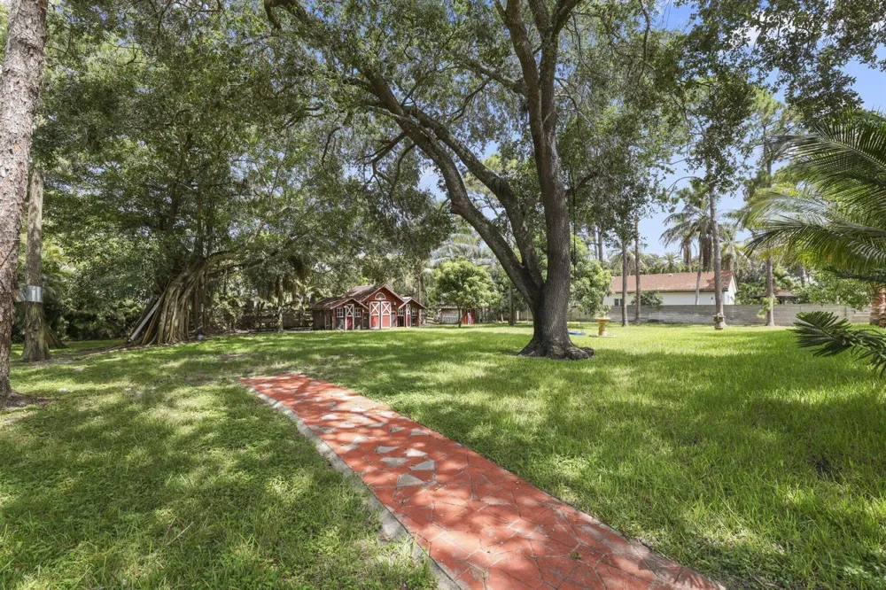 6344 NW 74th Terrace Parkland, FL 33067