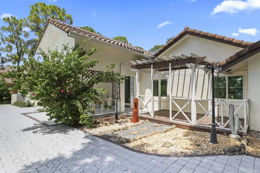 6344 NW 74th Terrace Parkland, FL 33067